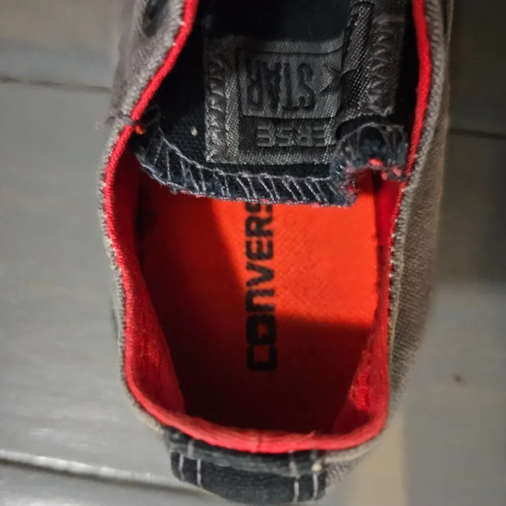 Converse Boys Gray Black & Redll Star Chuck Taylor Sneaker Shoes Size 13
